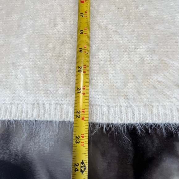 Love Stitch Fuzzy V-Neck Sweater With Cutout Neckline - Picture 6 of 12